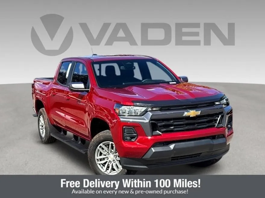 2024 Chevrolet Colorado LT photo 1