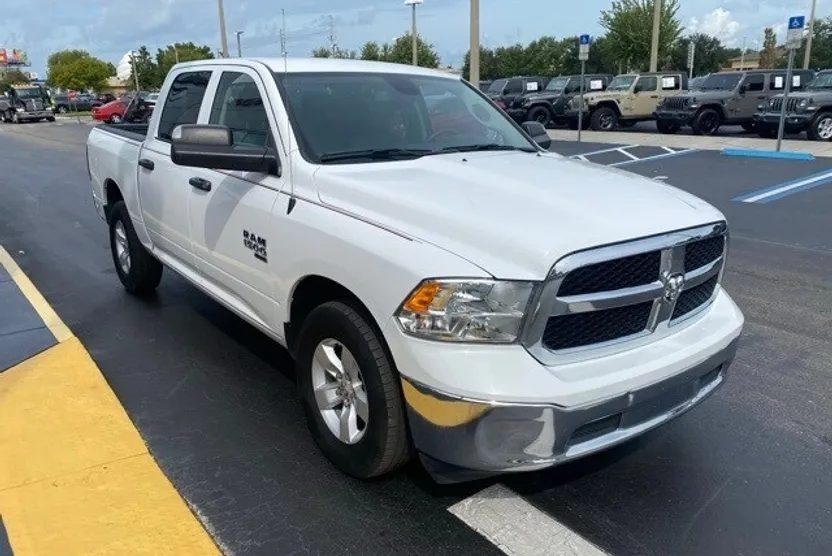 2023 Ram 1500 Classic SLT photo 1