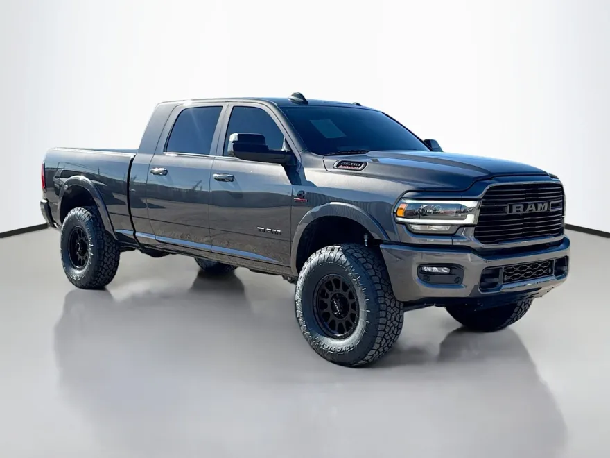 2022 Ram 2500 Laramie photo 1