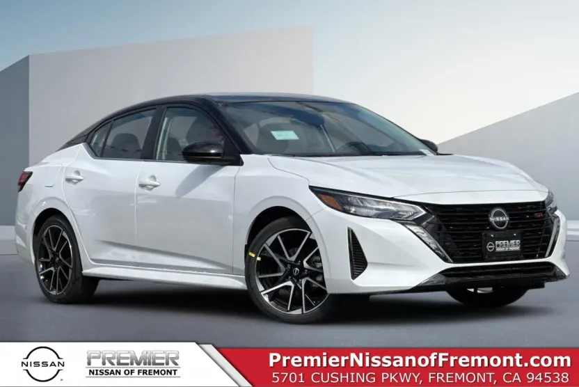 2025 Nissan Sentra SR photo 1