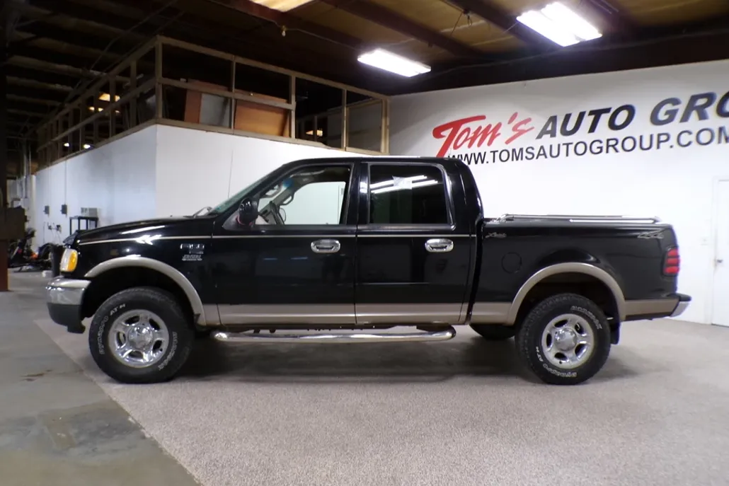 2001 Ford F-150 Lariat photo 1