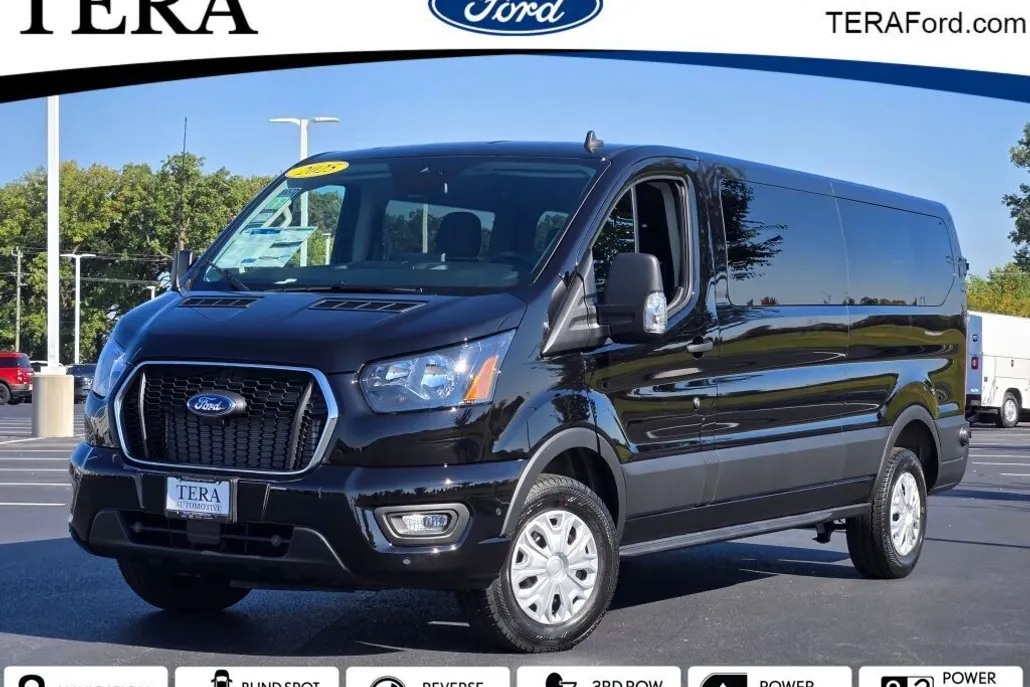 2025 Ford Transit Passenger photo 1