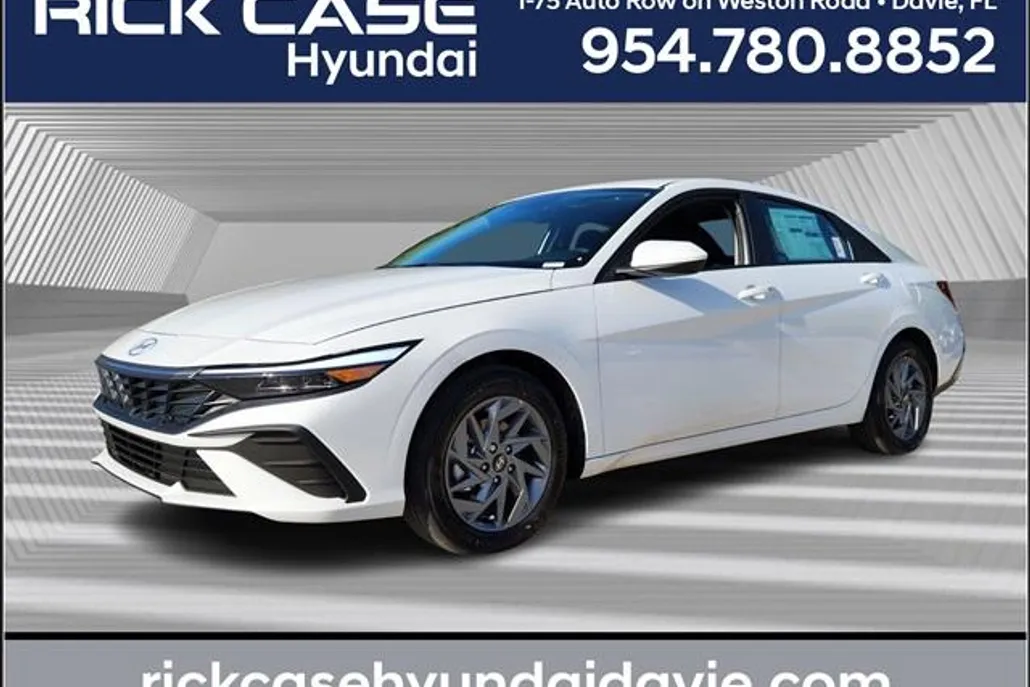 2025 Hyundai Elantra Hybrid Blue photo 1