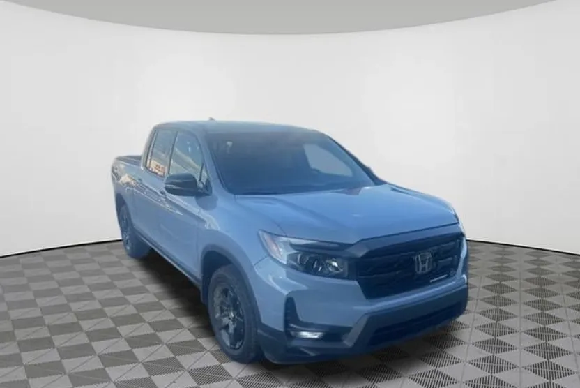 2025 Honda Ridgeline Black Edition photo 1