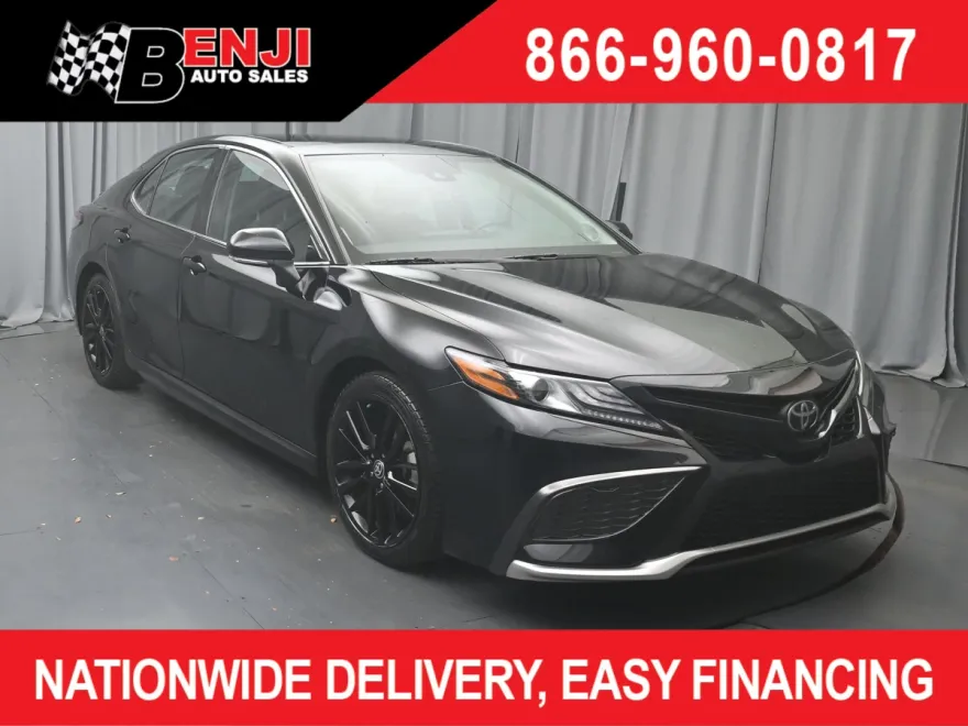 2021 Toyota Camry XSE photo 1