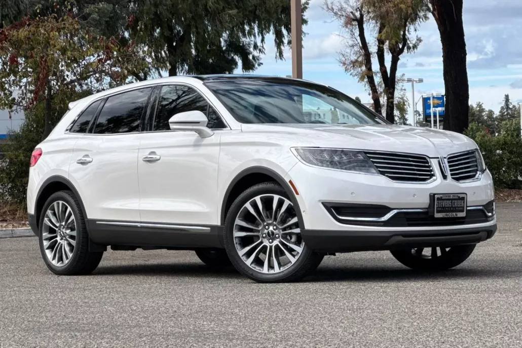 2016 Lincoln MKX Reserve photo 1