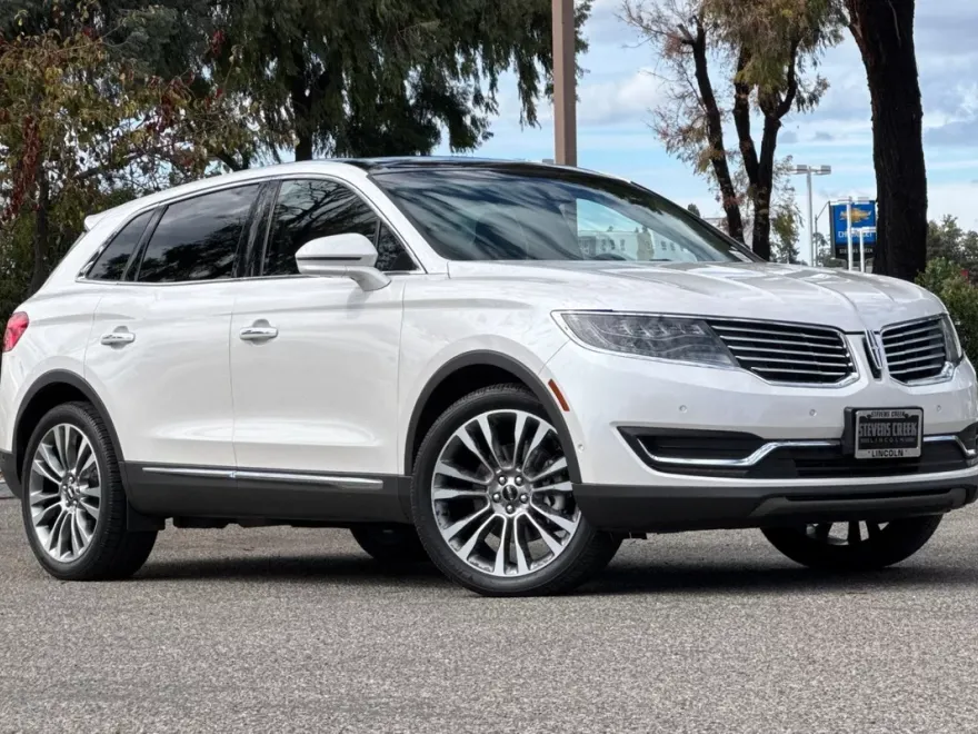 2016 Lincoln MKX Reserve photo 1