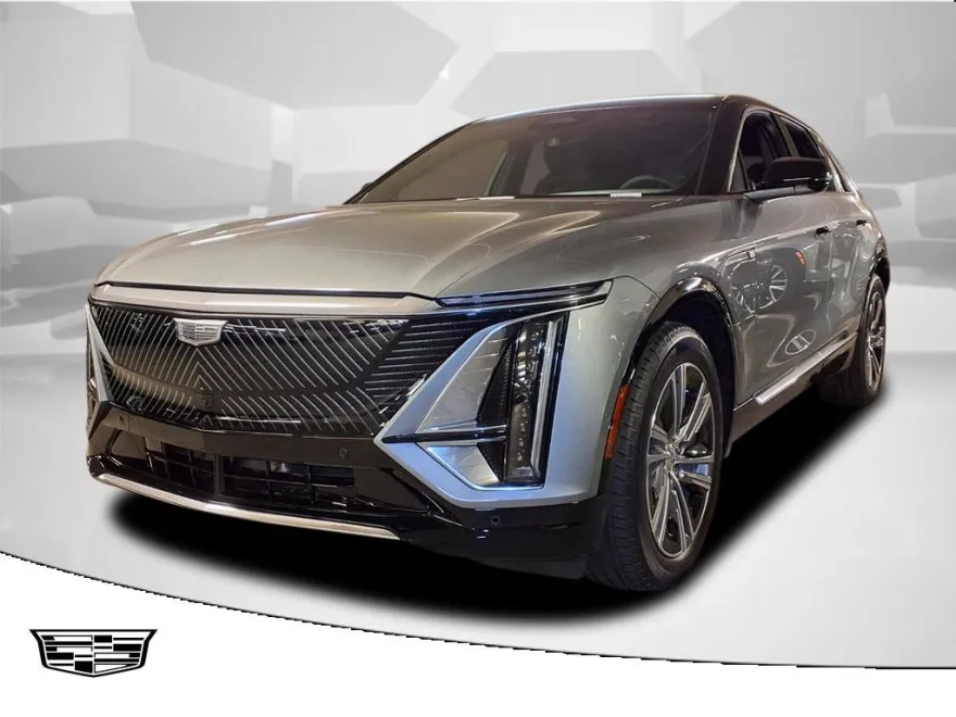 2025 Cadillac Lyriq Luxury photo 1