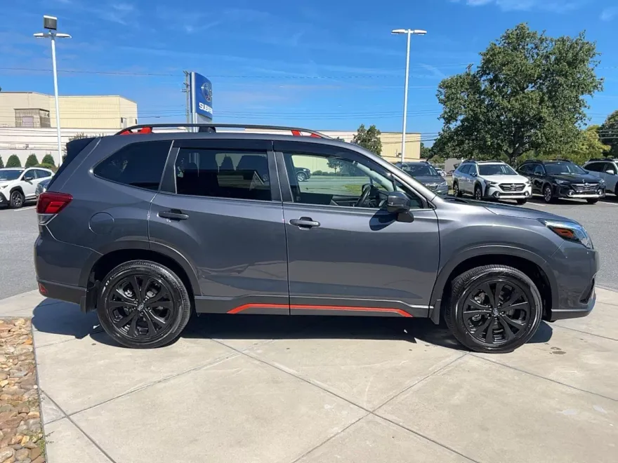 2024 Subaru Forester Sport photo 1