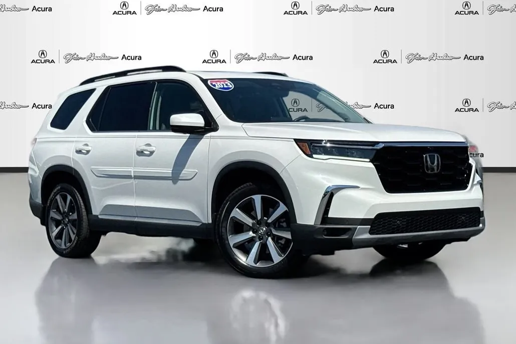 2023 Honda Pilot Elite photo 1