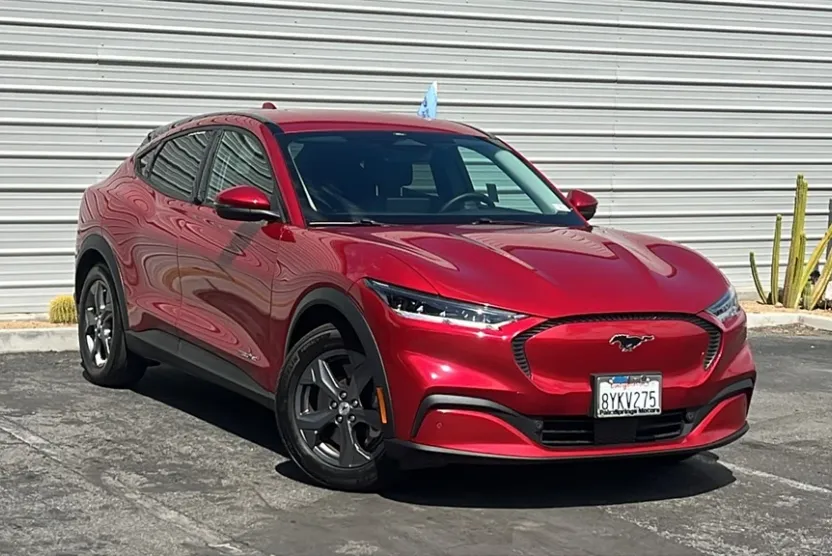 2021 Ford Mustang Mach-E Select photo 1