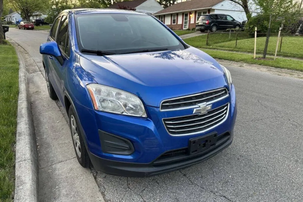 2015 Chevrolet Trax LS photo 1