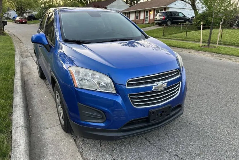 2015 Chevrolet Trax LS photo 1
