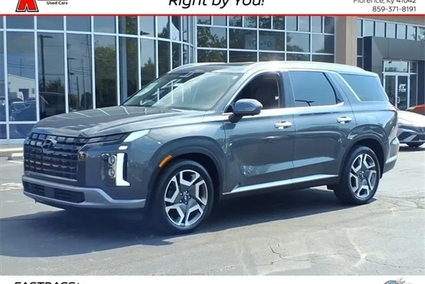 2023 Hyundai Palisade SEL photo 1