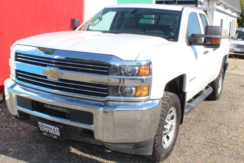 2018 Chevrolet Silverado Work Truck LS Base photo 1