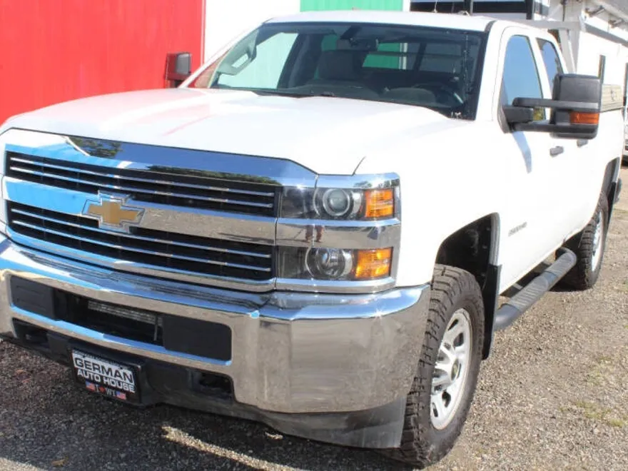 2018 Chevrolet Silverado Work Truck LS Base photo 1