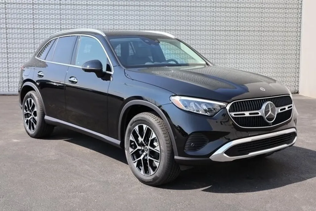 2025 Mercedes Benz GLC 350e 4MATIC photo 1