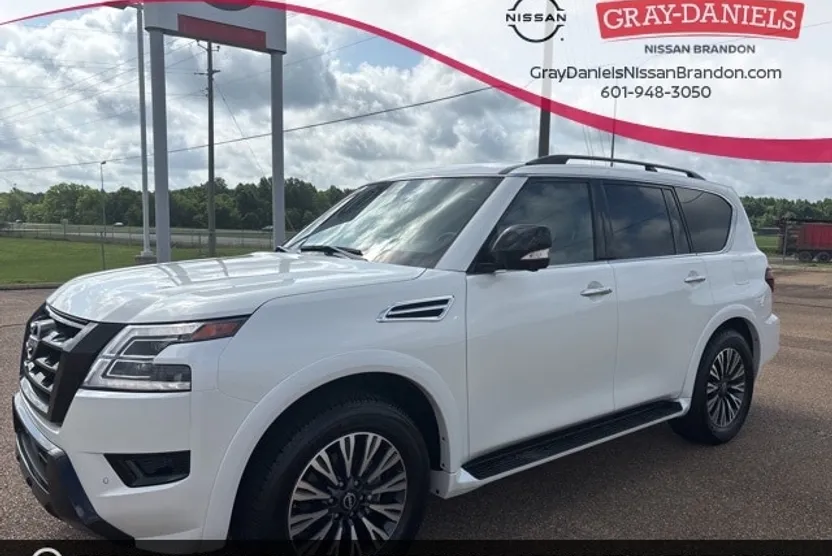 2024 Nissan Armada SL photo 1