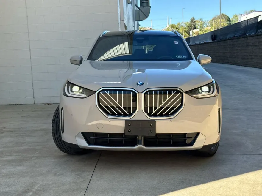 2025 Bmw X3 30x Drive photo 1