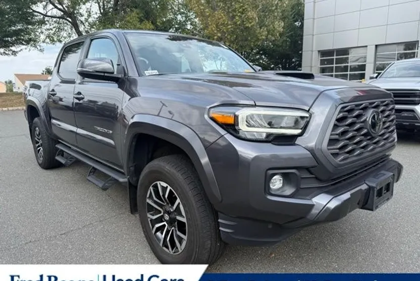 2022 Toyota Tacoma TRD Sport V6 photo 1