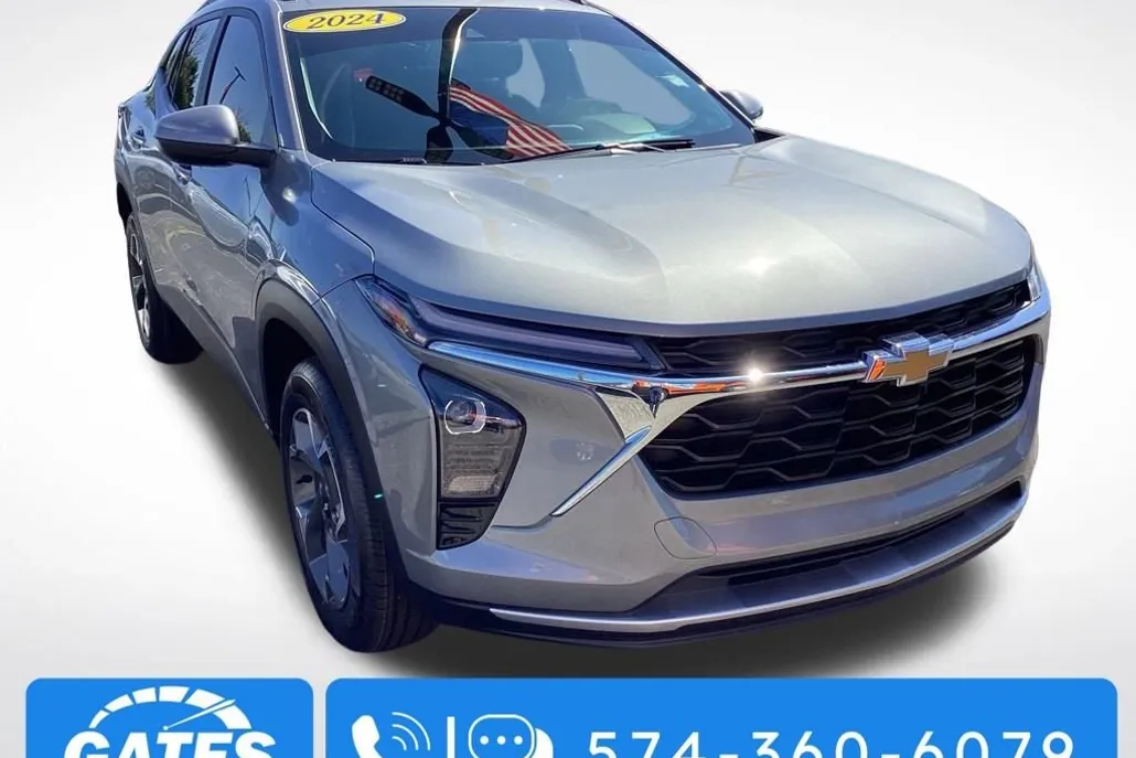 2024 Chevrolet Trax LT photo 1