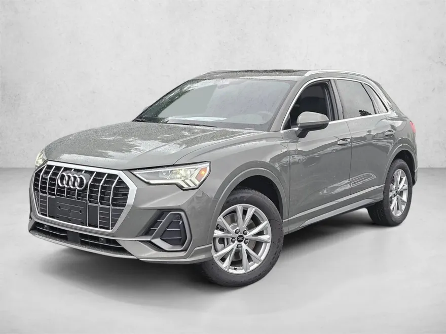 2024 Audi Q3 45 TFSI S line Premium photo 1