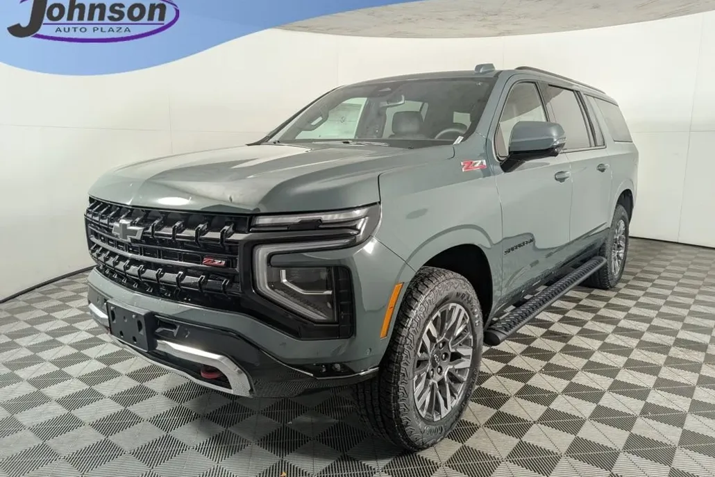 2026 Chevrolet Suburban Z71 photo 1