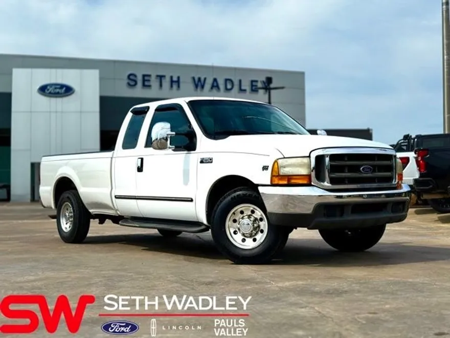1999 Ford F-250 photo 1