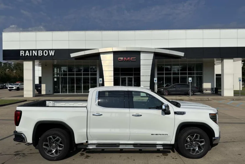 2026 Gmc Sierra 1500 SLT photo 1