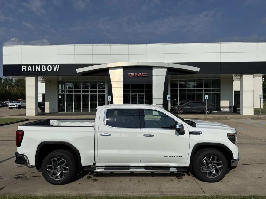 2026 Gmc Sierra 1500 SLT photo 1