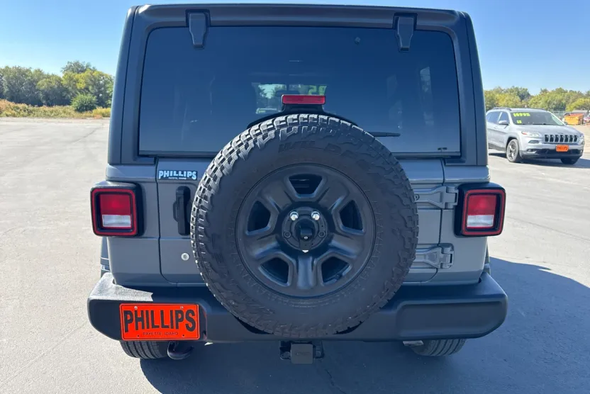 2018 Jeep Wrangler Unlimited Sport photo 1