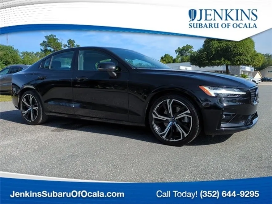 2024 Volvo S60 B5 Plus photo 1