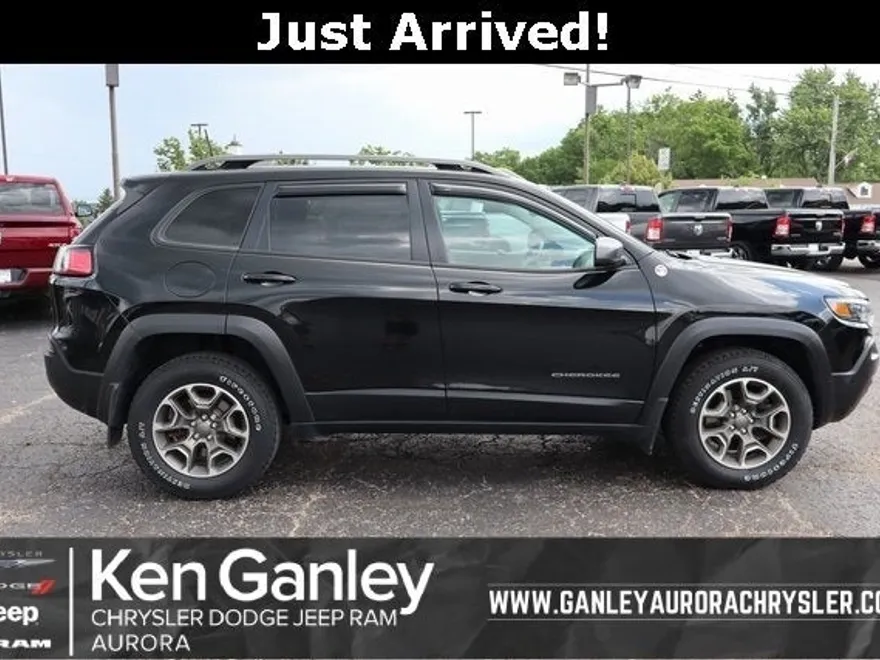 2020 Jeep Cherokee Trailhawk photo 1