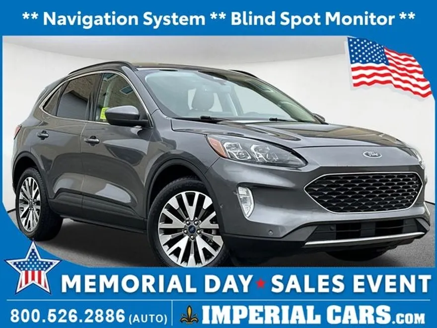2021 Ford Escape Titanium Hybrid photo 1