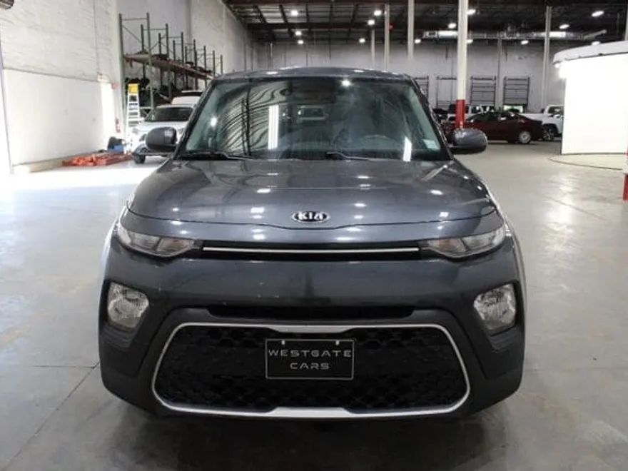 2020 Kia Soul LX photo 1