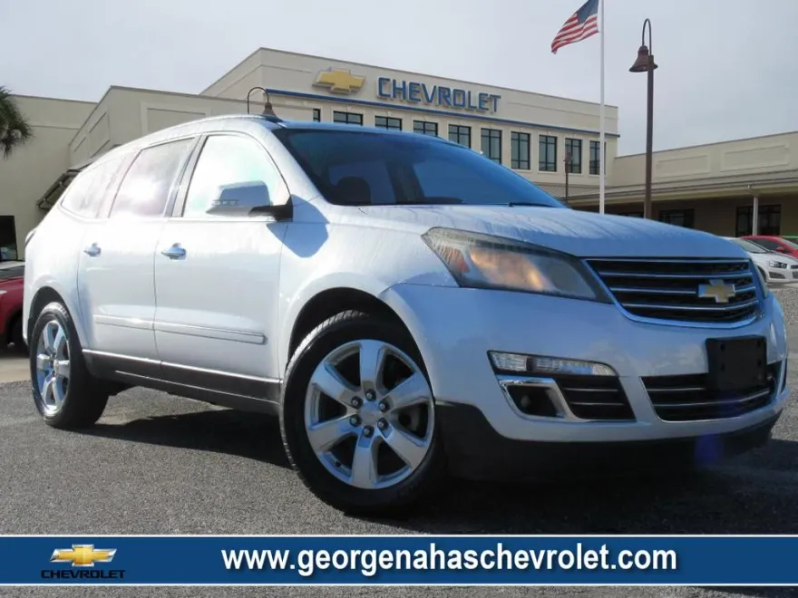 2016 Chevrolet Traverse LTZ photo 1