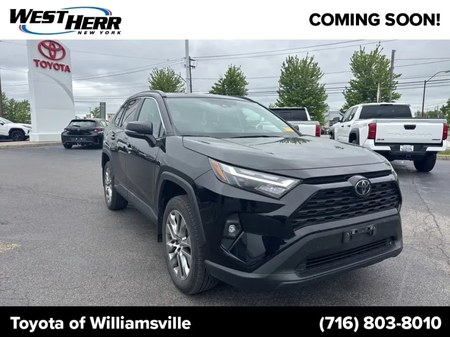 2022 Toyota RAV4 XLE Premium photo 1