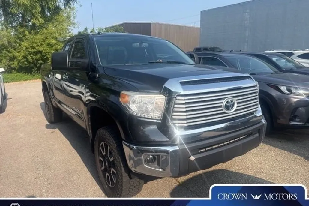 2017 Toyota Tundra Limited photo 1