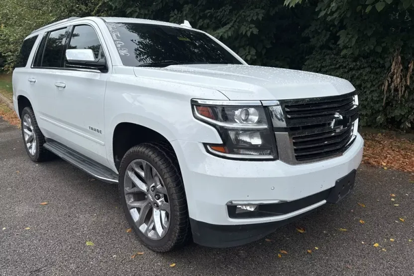 2017 Chevrolet Tahoe Premier photo 1