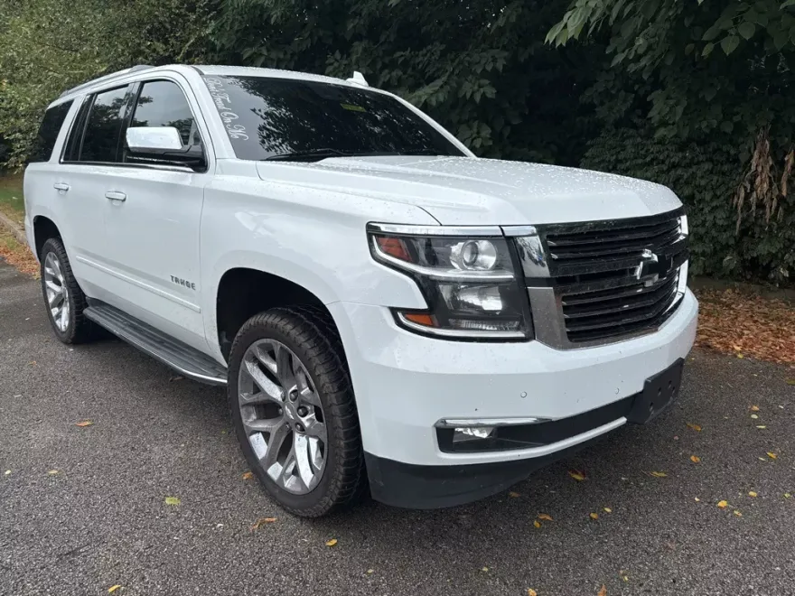 2017 Chevrolet Tahoe Premier photo 1
