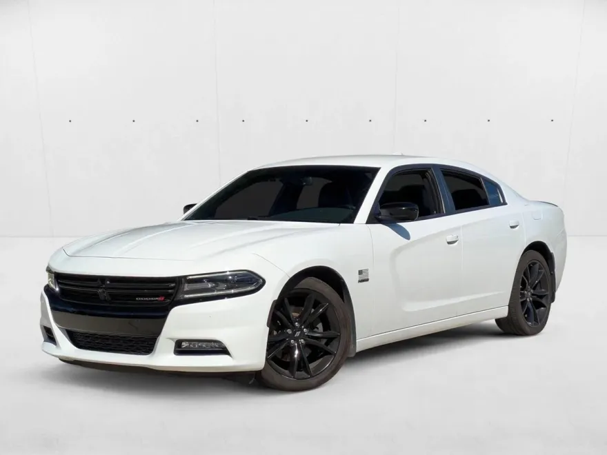 2018 Dodge Charger R/T photo 1