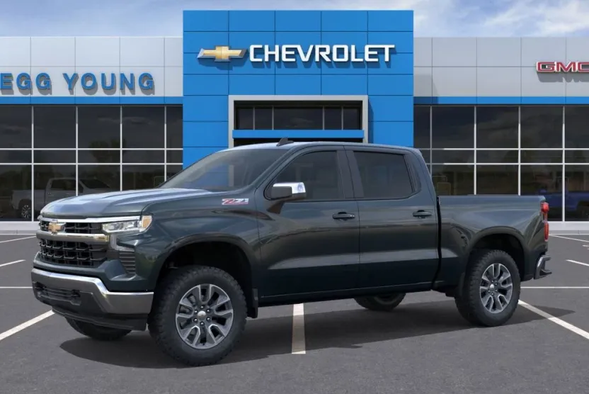 2026 Chevrolet Silverado 1500 LT photo 1