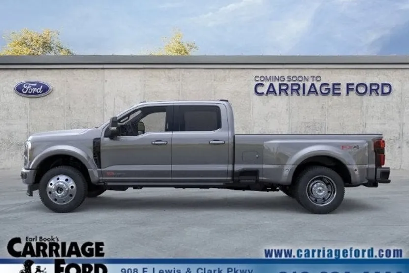 2026 Ford F-450 Platinum photo 1