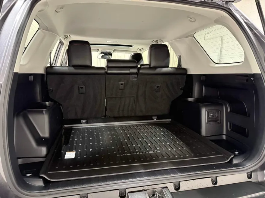 2021 Toyota 4Runner TRD Premium photo 1