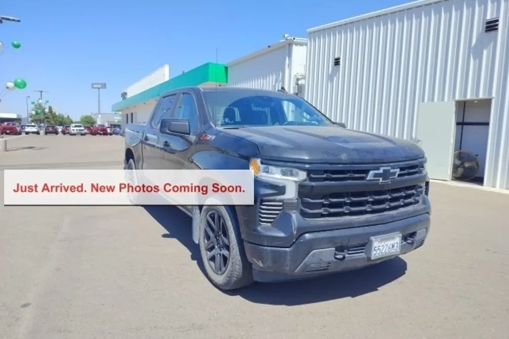 2022 Chevrolet Silverado 1500 RST photo 1