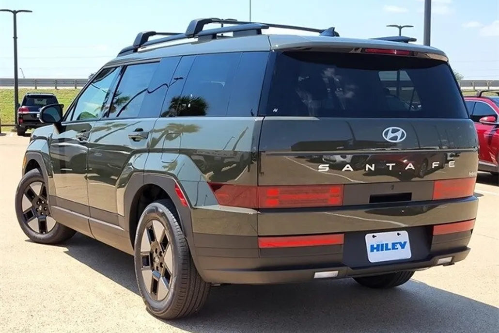 2026 Hyundai Santa Fe SEL photo 1