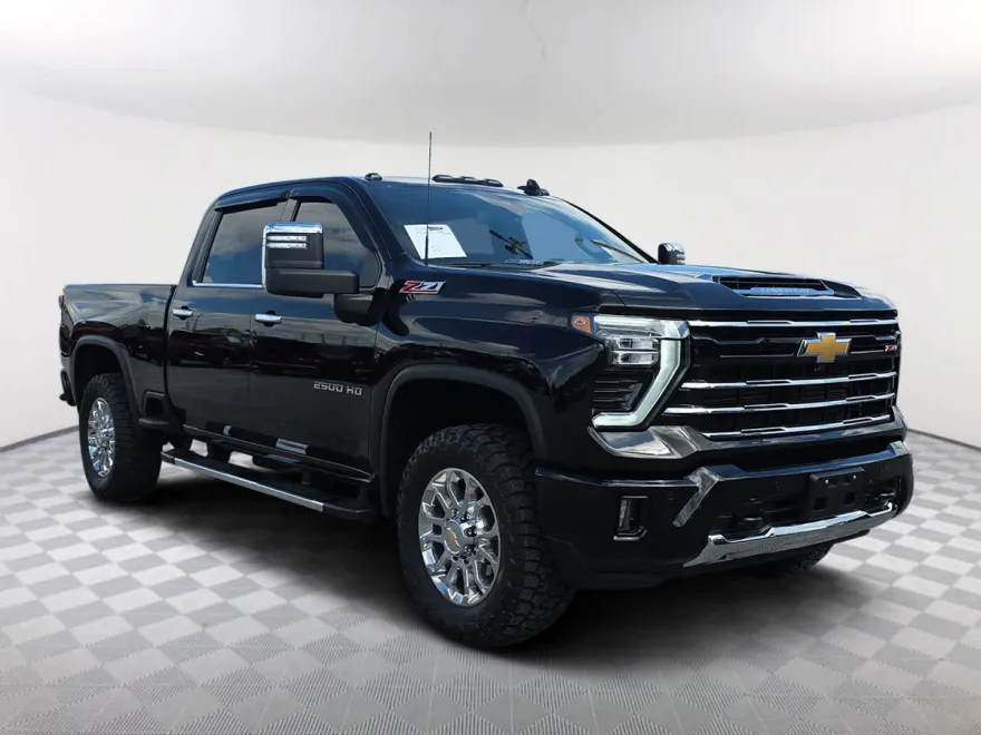 2024 Chevrolet Silverado 2500HD LTZ photo 1