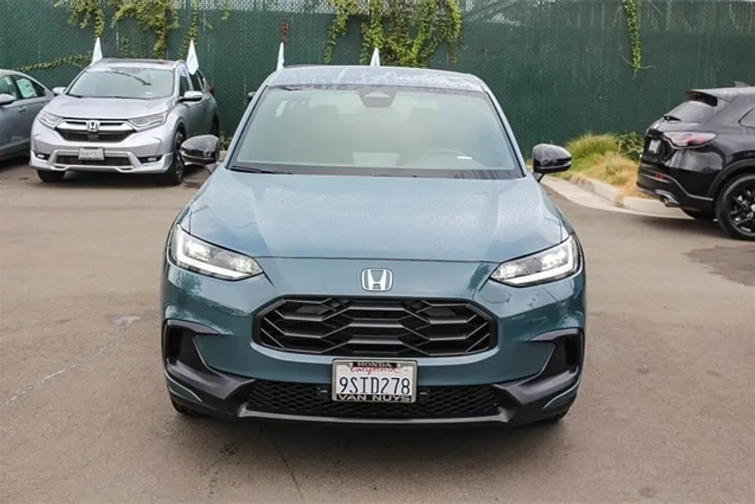 2025 Honda HR-V Sport photo 1