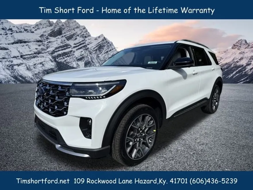 2025 Ford Explorer Platinum photo 1