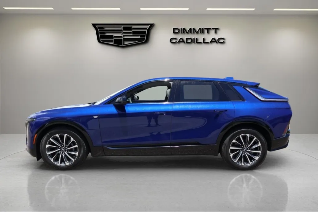 2025 Cadillac Lyriq Sport photo 1